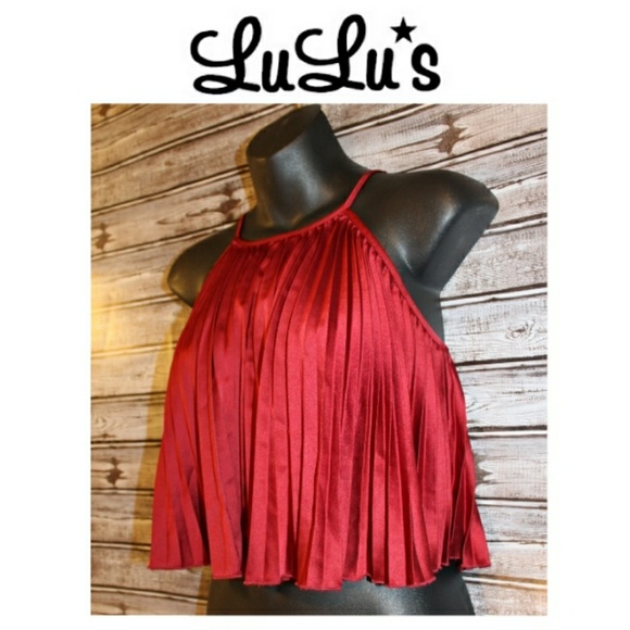 Lulus Tops - 360° Accordion Crop Top by Lulu's